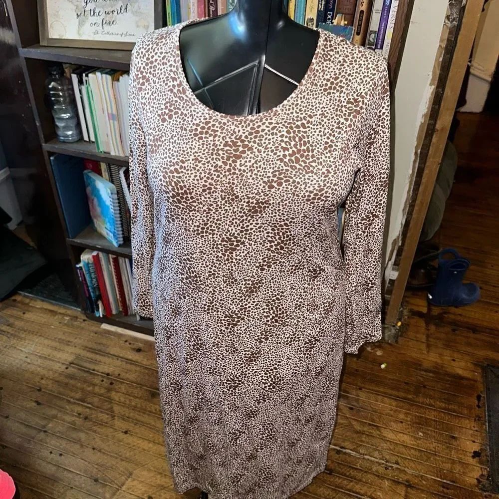 Lands End brown cheetah spot knit long sleeve travelcore dress